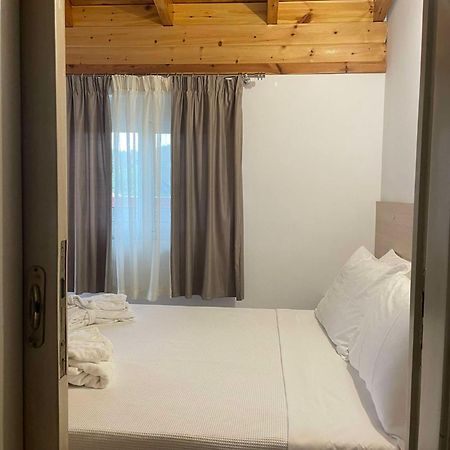 Milos Apartments Himare Buitenkant foto