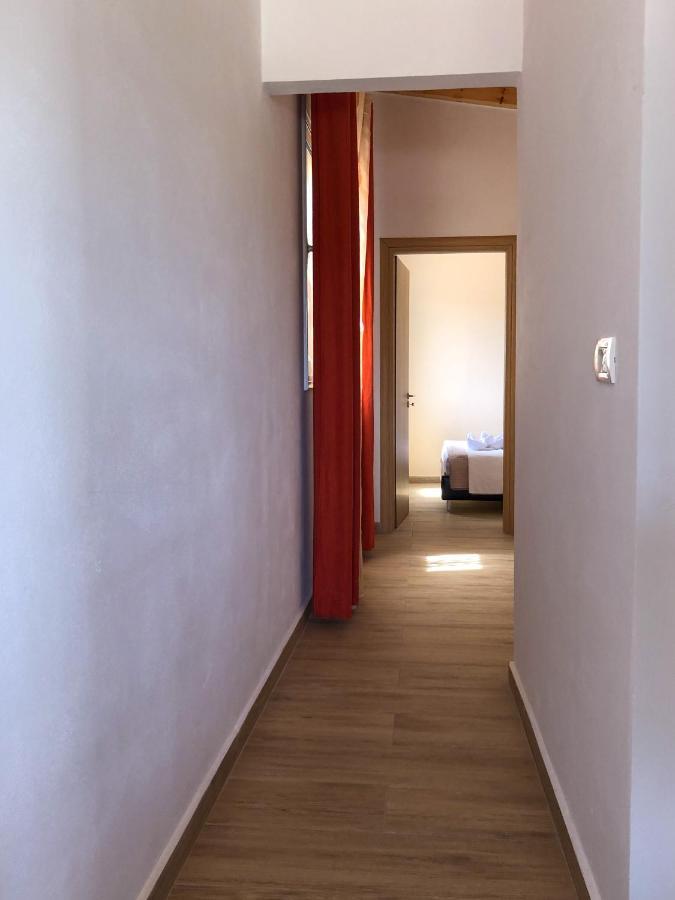 Milos Apartments Himare Buitenkant foto