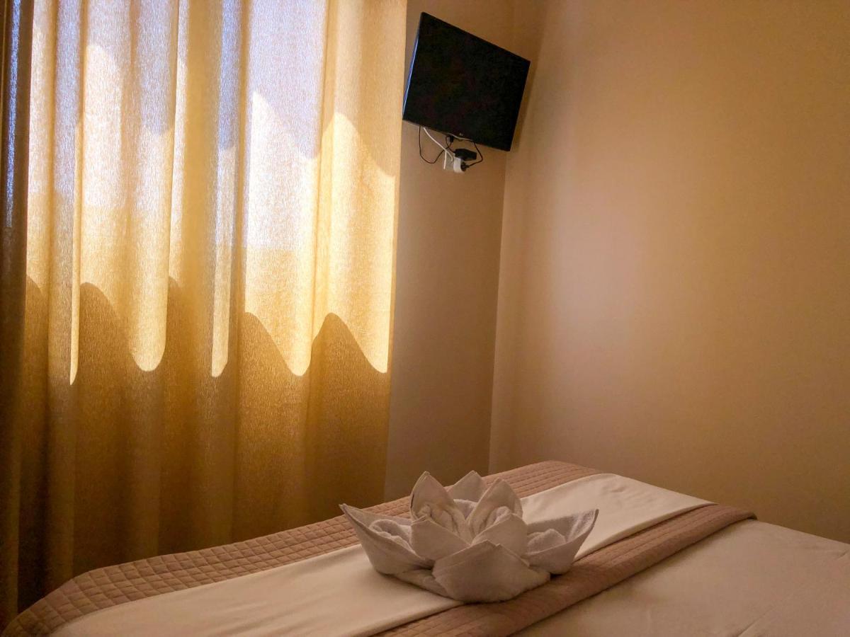 Milos Apartments Himare Buitenkant foto