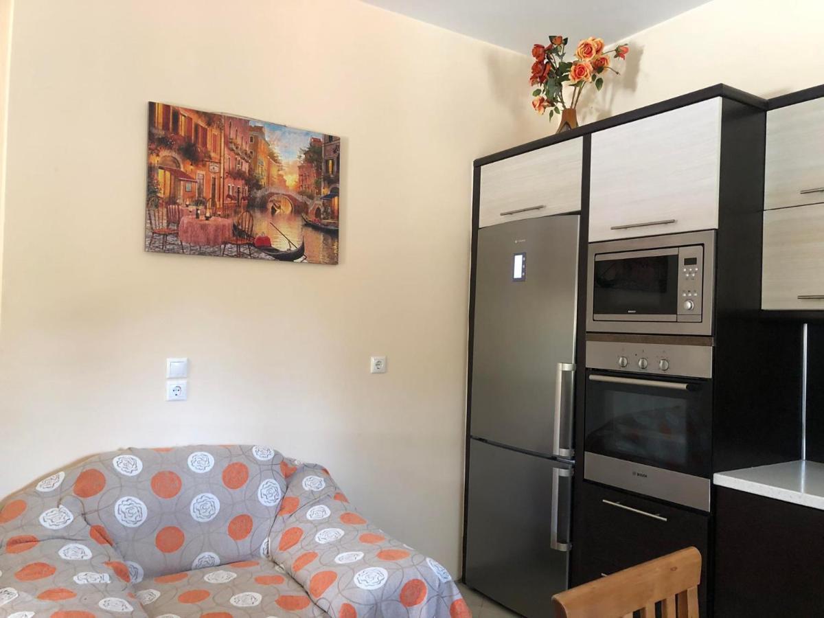 Milos Apartments Himare Buitenkant foto